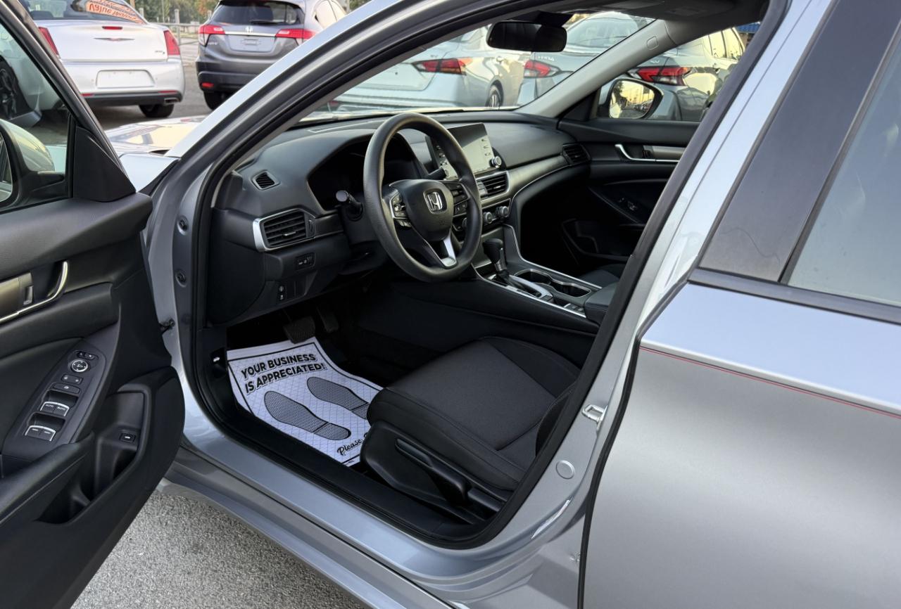 Honda Accord LX CVT 2018