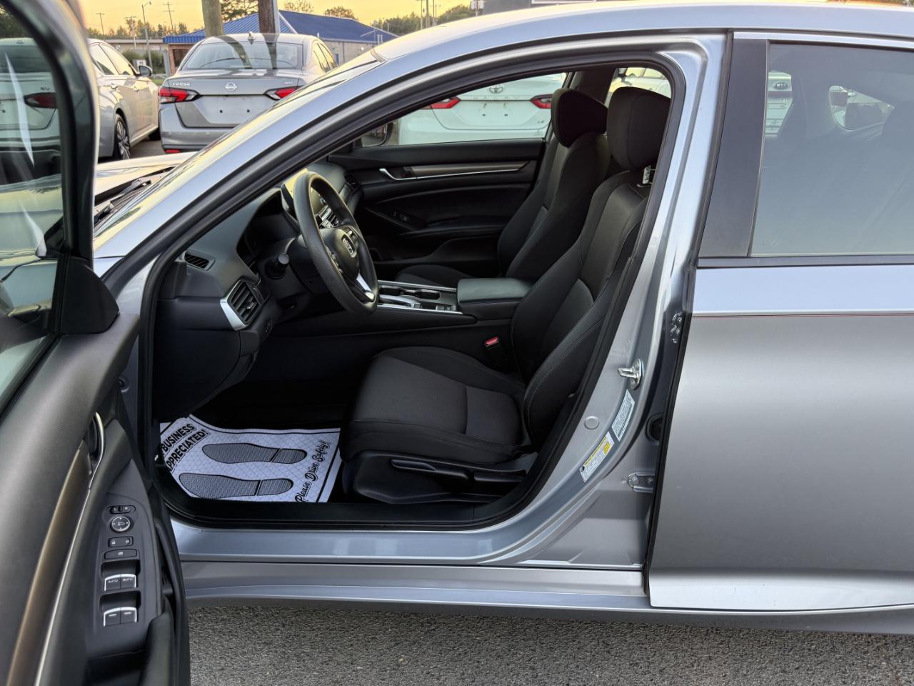Honda Accord LX CVT 2018