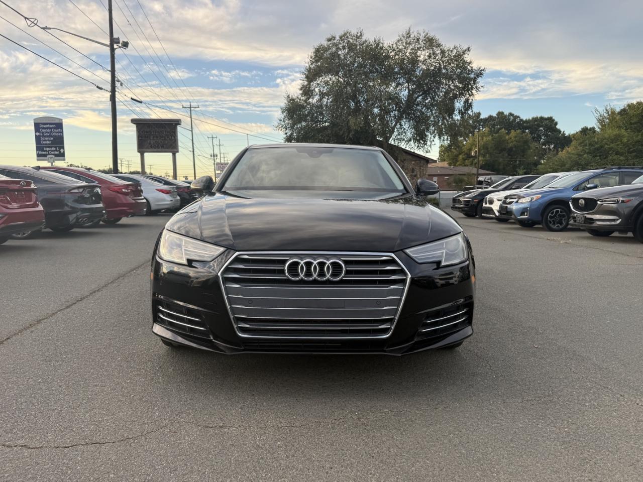 Audi A4 2.0T Premium Sedan 2017