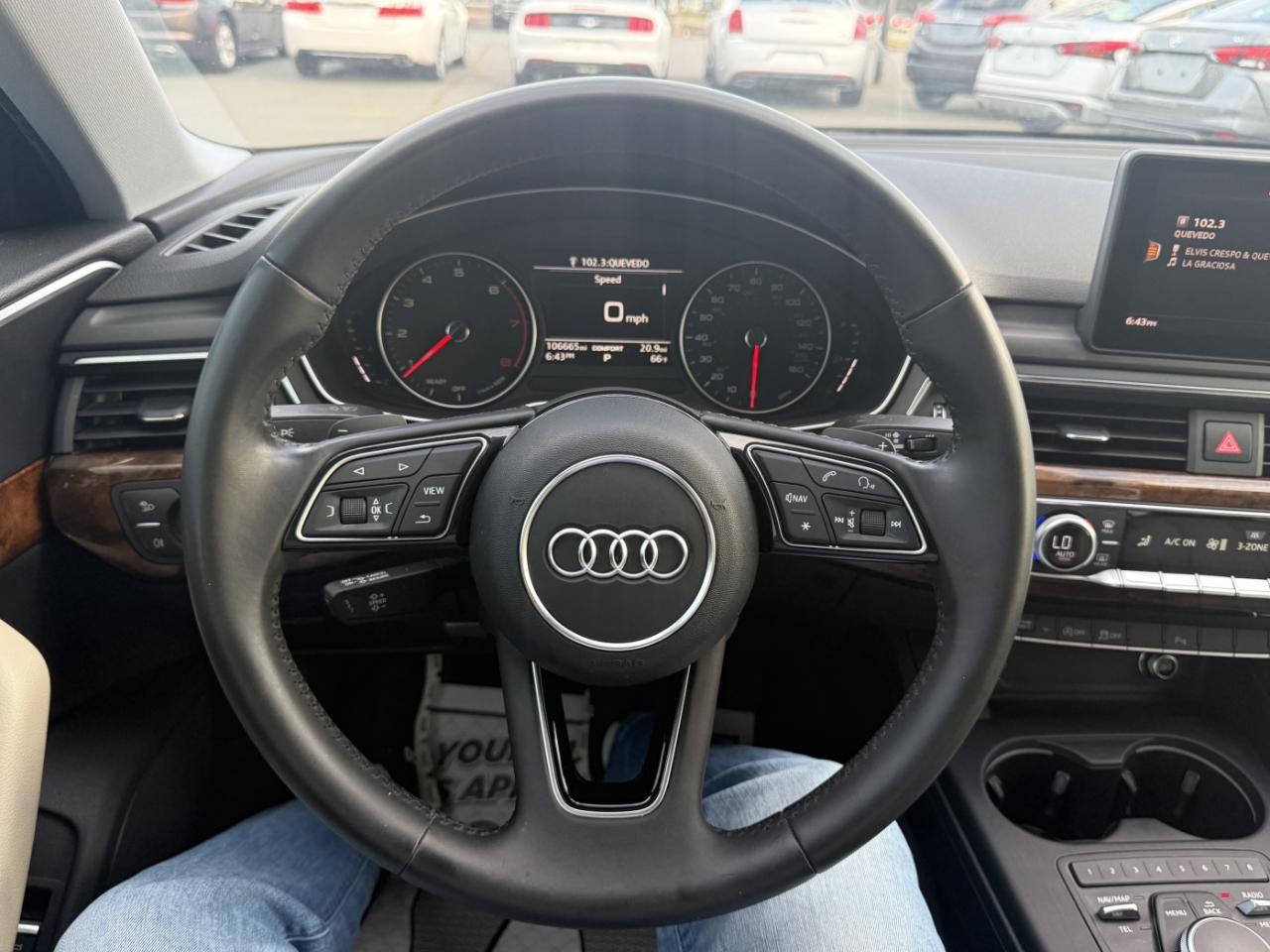Audi A4 2.0T Premium Sedan 2017