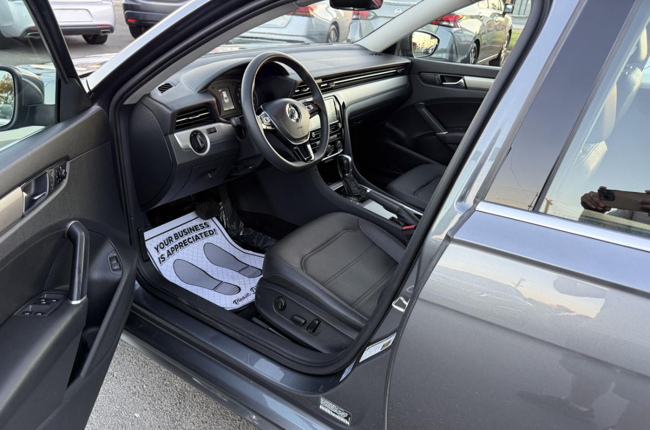 Volkswagen Passat SE 2021