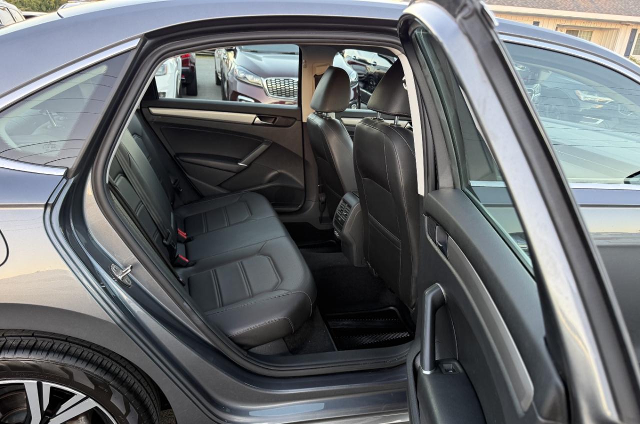 Volkswagen Passat SE 2021