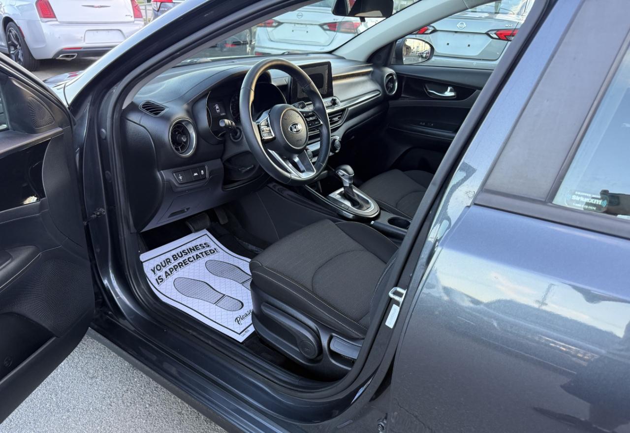 Kia Forte S 2019