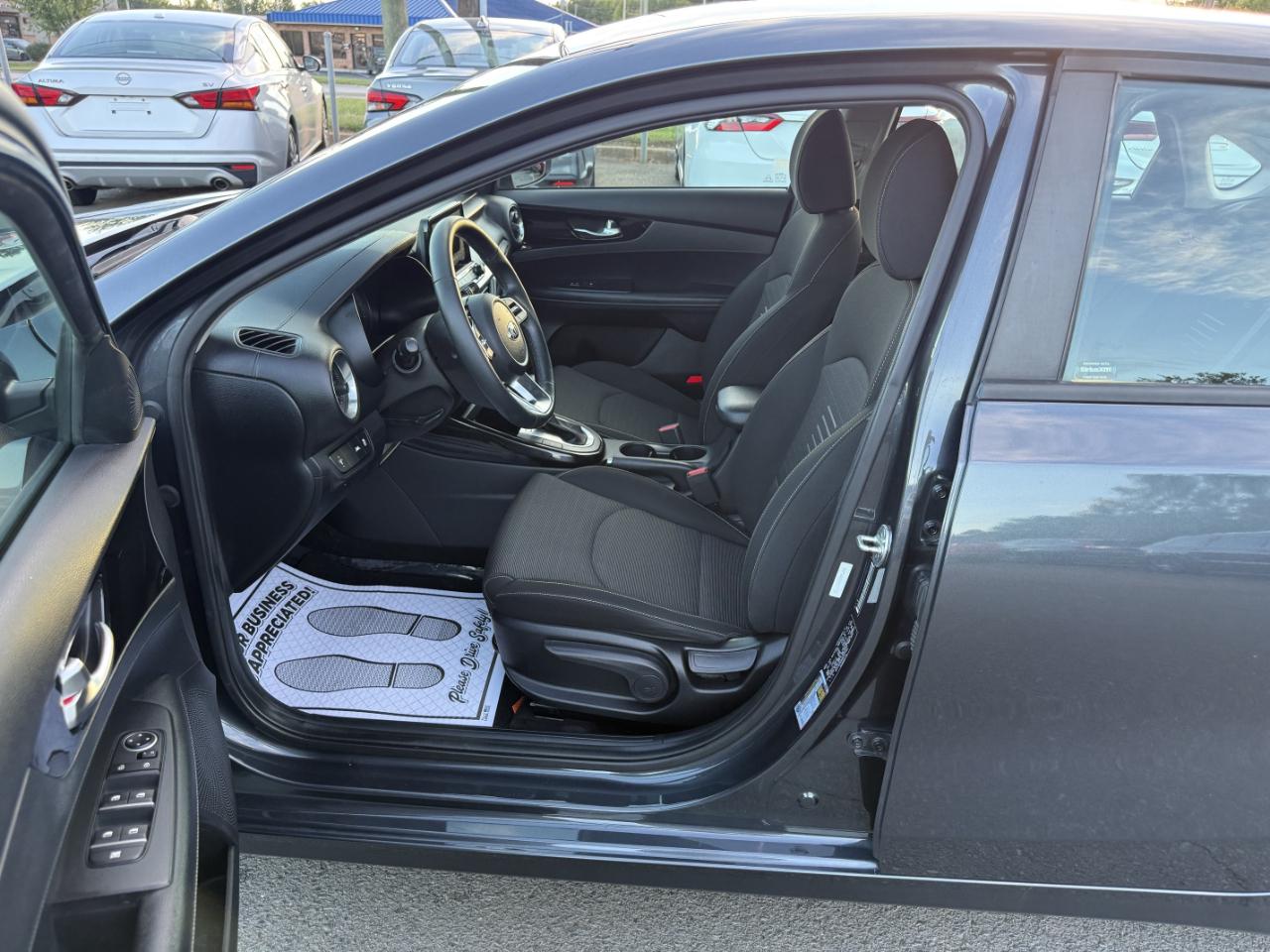 Kia Forte S 2019
