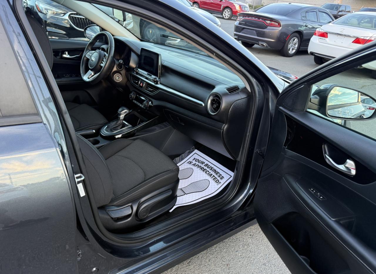Kia Forte S 2019