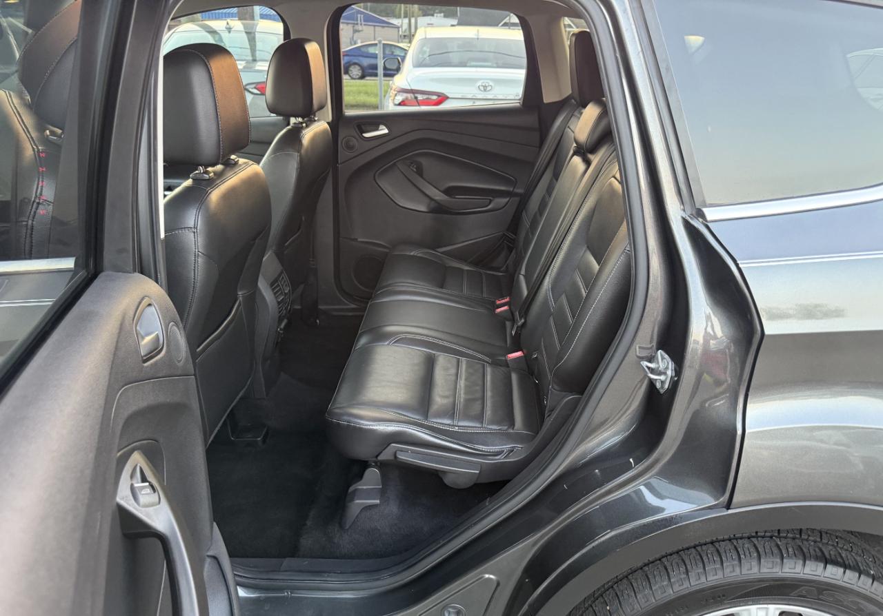 Ford Escape Titanium FWD 2017