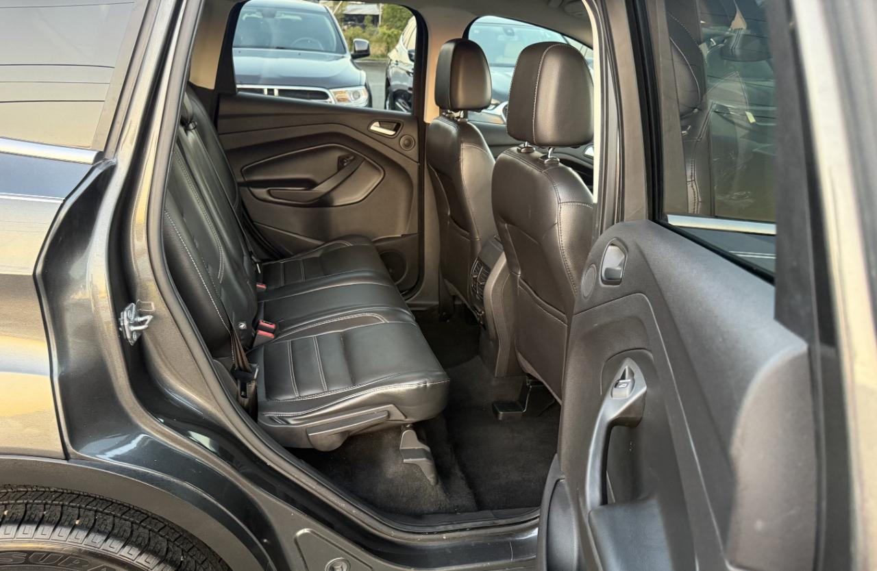 Ford Escape Titanium FWD 2017