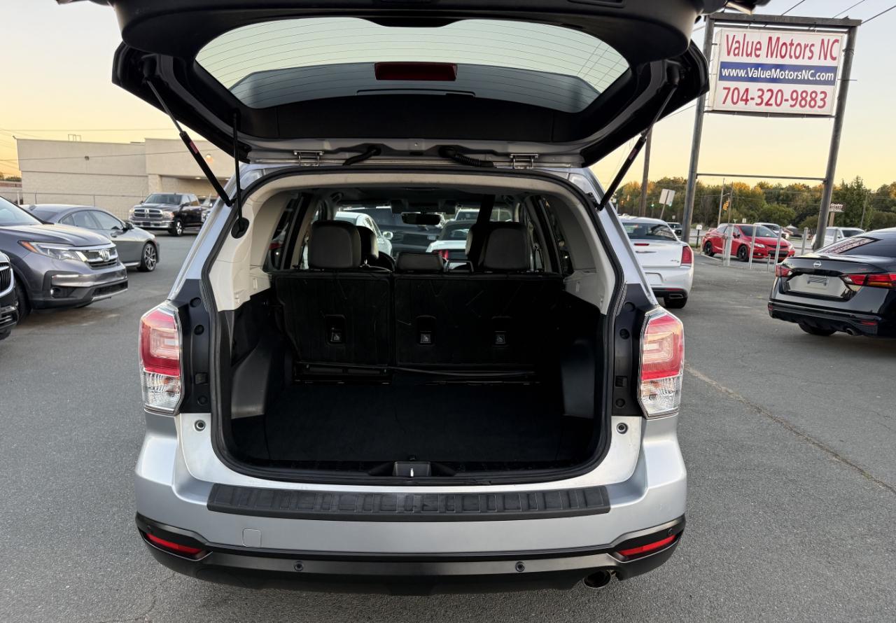 Subaru Forester 2.5i Limited 2017