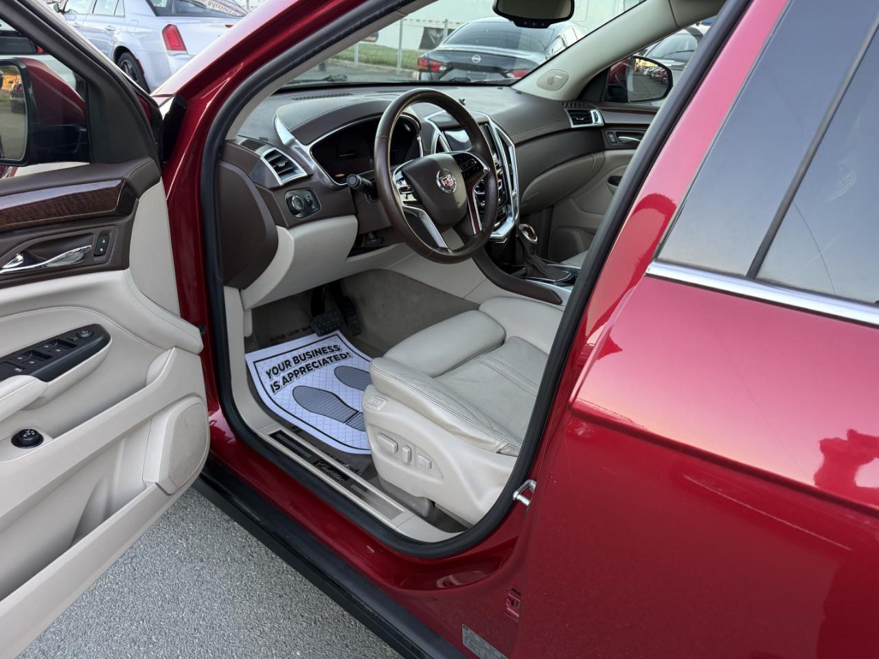 Cadillac SRX Performance Collection 2013