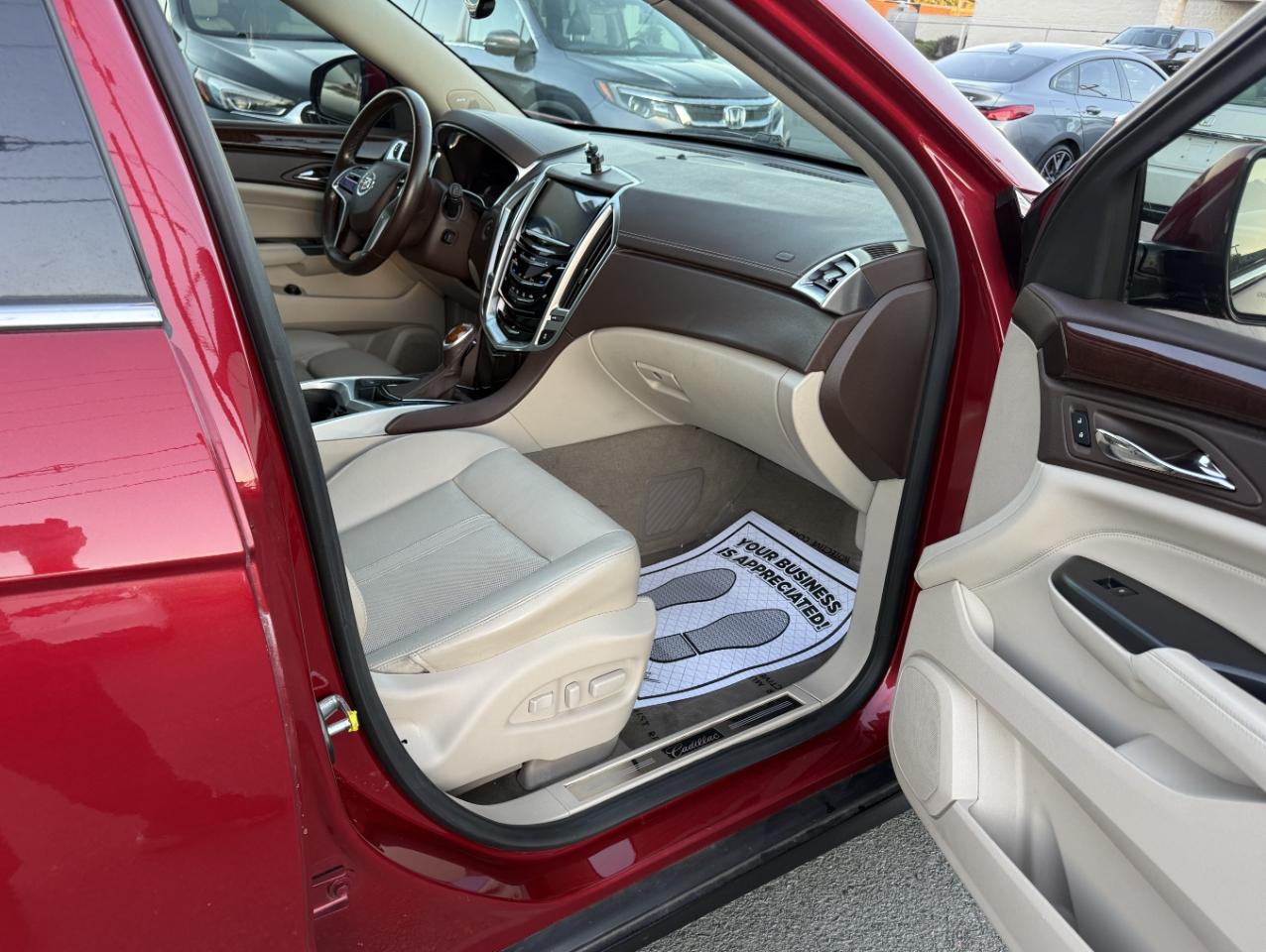 Cadillac SRX Performance Collection 2013