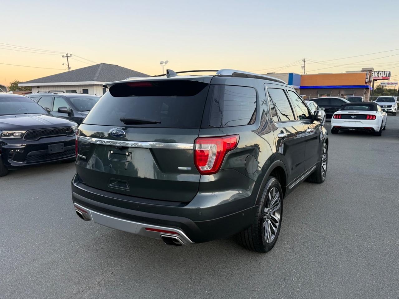 Ford Explorer Platinum AWD 2016