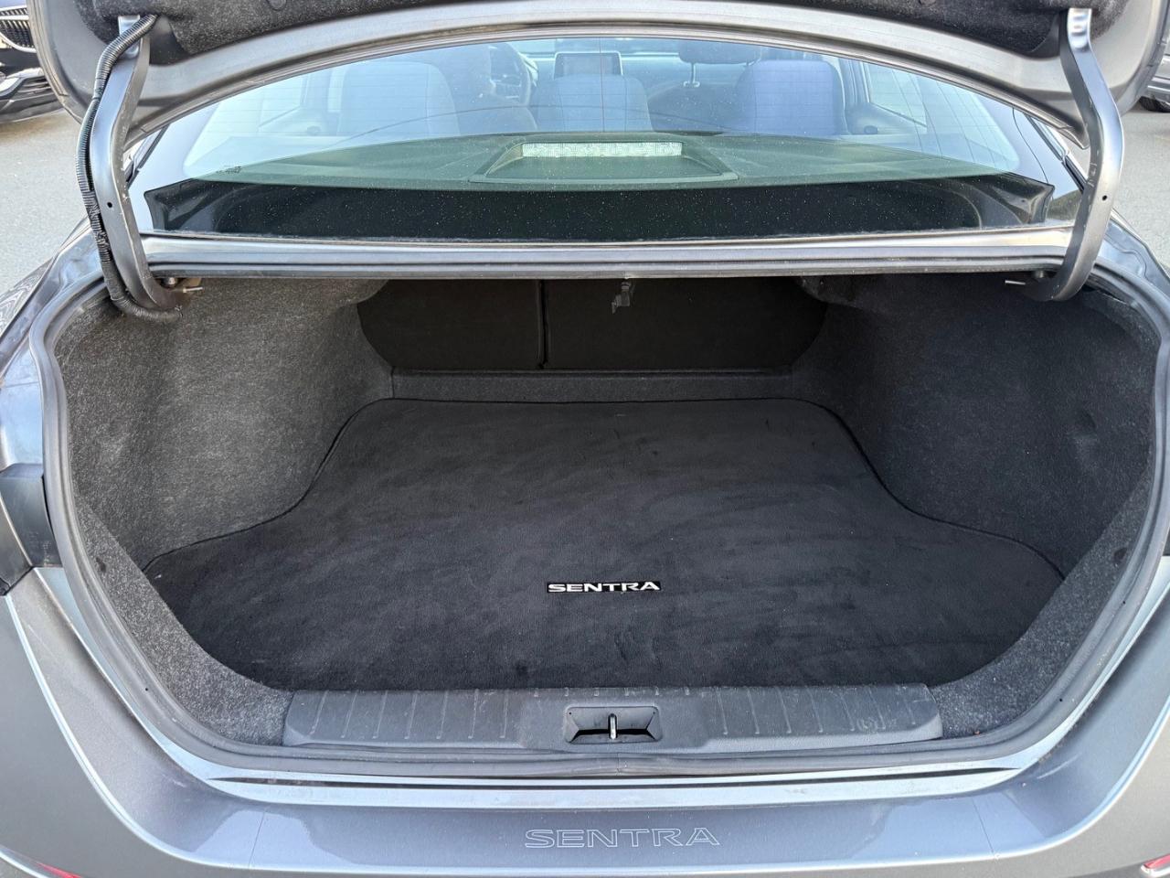 Nissan Sentra SV 2021