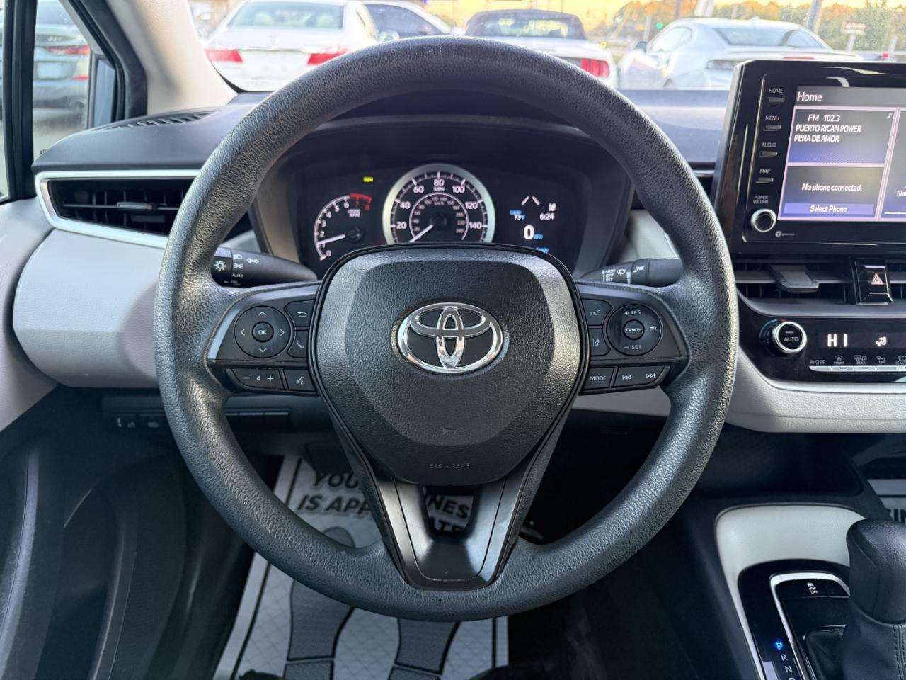 Toyota Corolla LE 2022