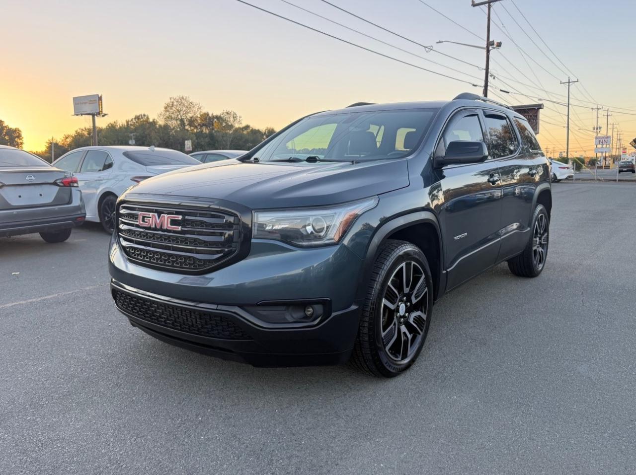 GMC Acadia SLT-1 FWD 2019