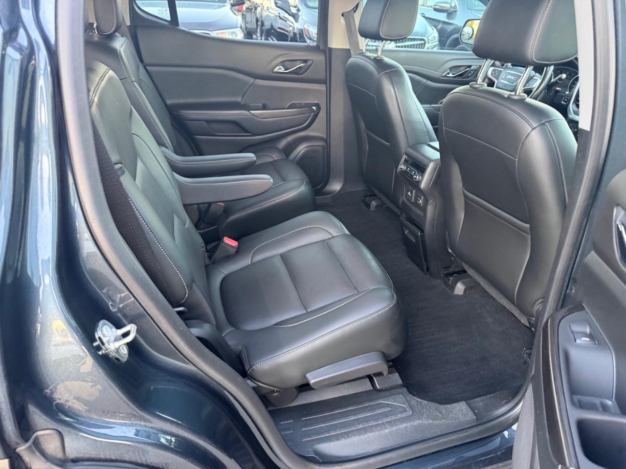 GMC Acadia SLT-1 FWD 2019