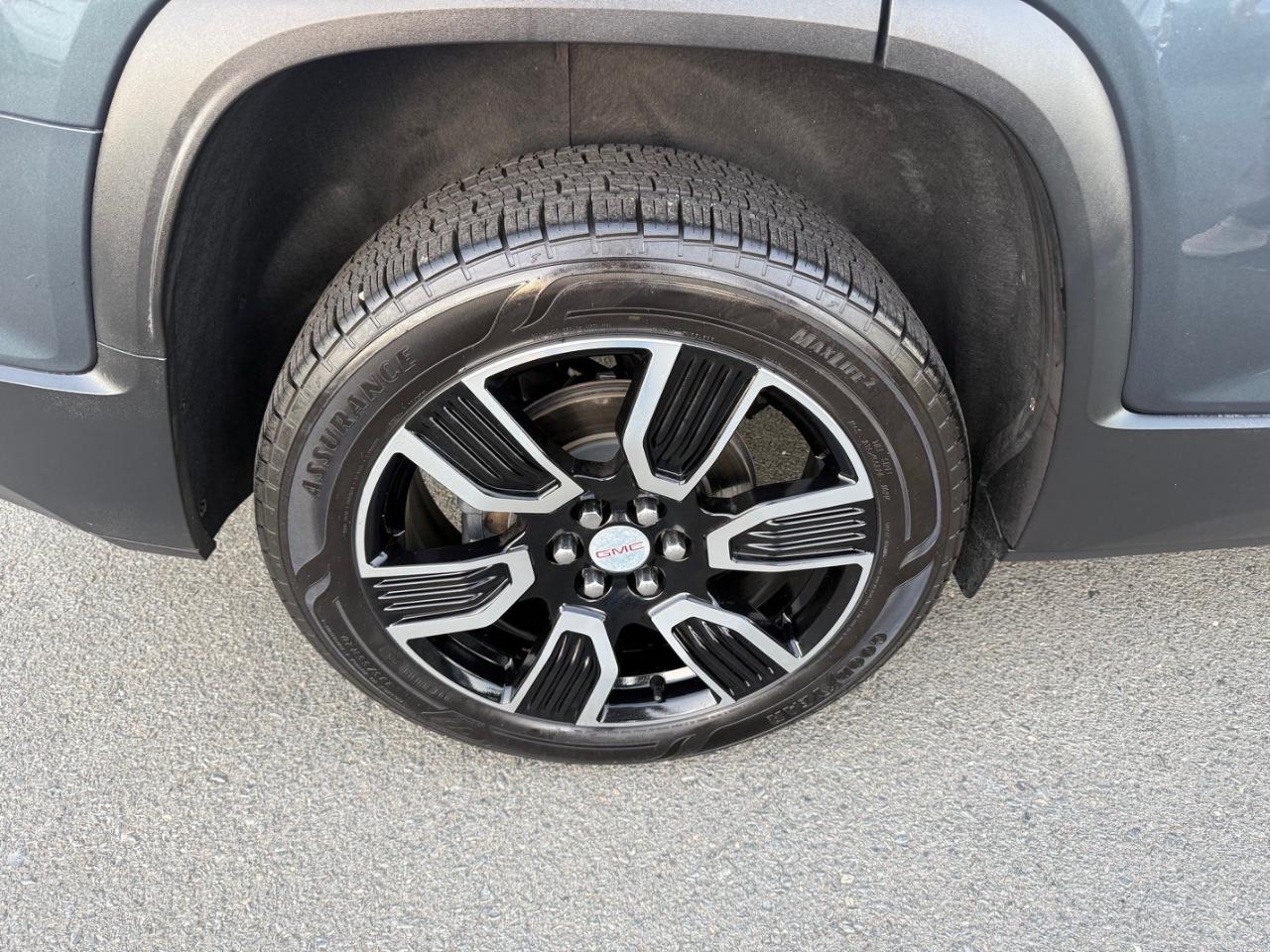 GMC Acadia SLT-1 FWD 2019
