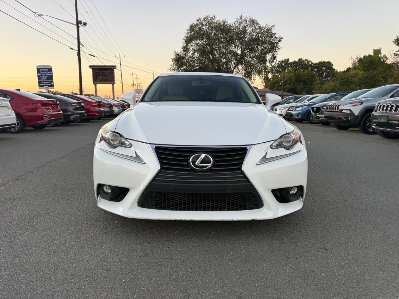 Lexus IS 250 RWD 2015