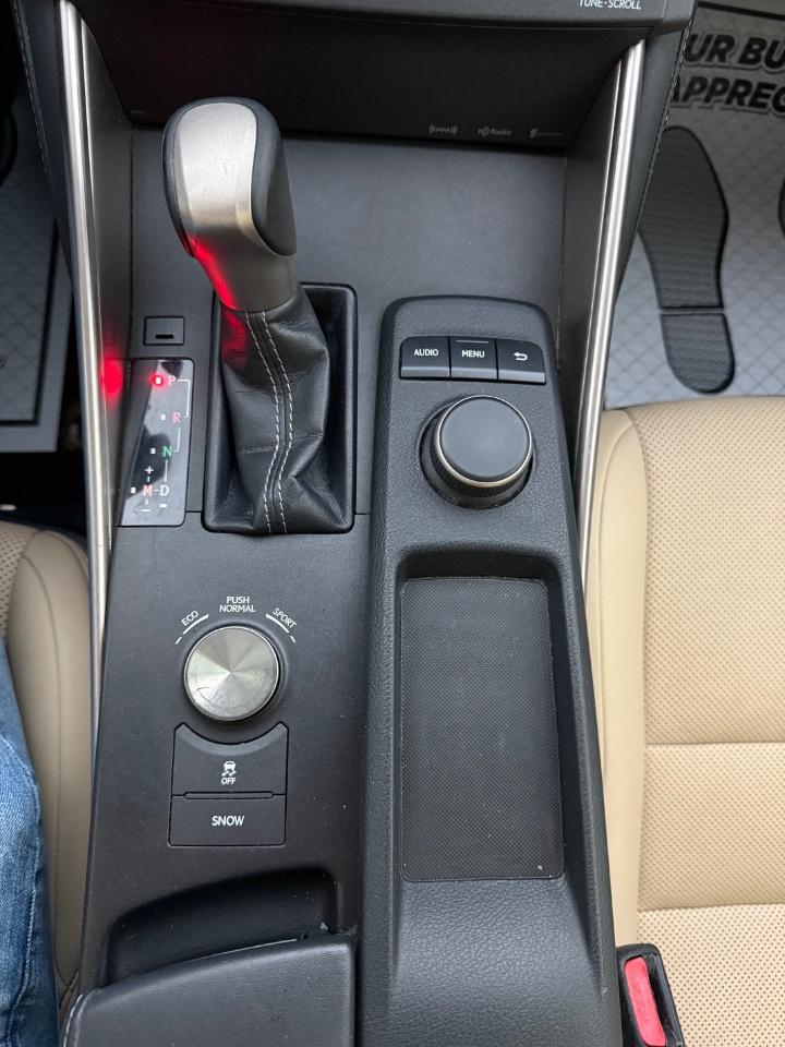 Lexus IS 250 RWD 2015