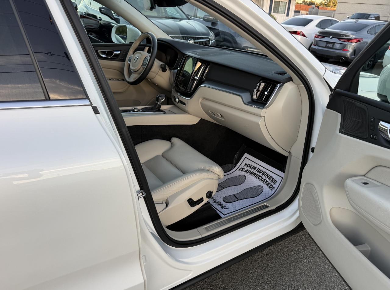 Volvo XC60 T6 Momentum AWD 2019