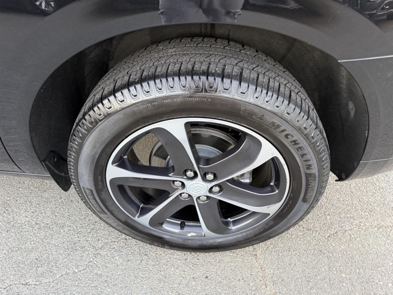 Buick Enclave Essence FWD 2020