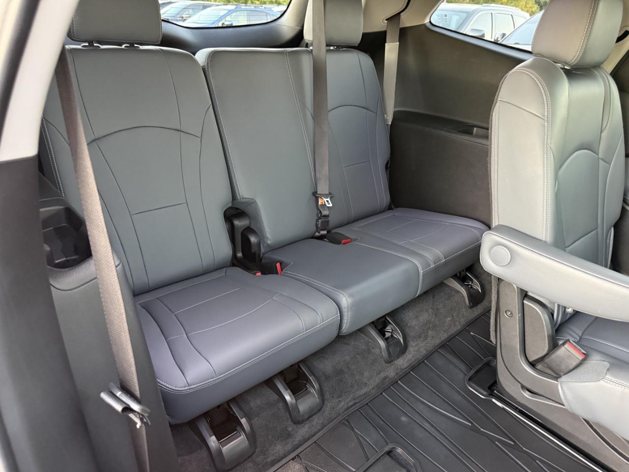 Buick Enclave Essence FWD 2020