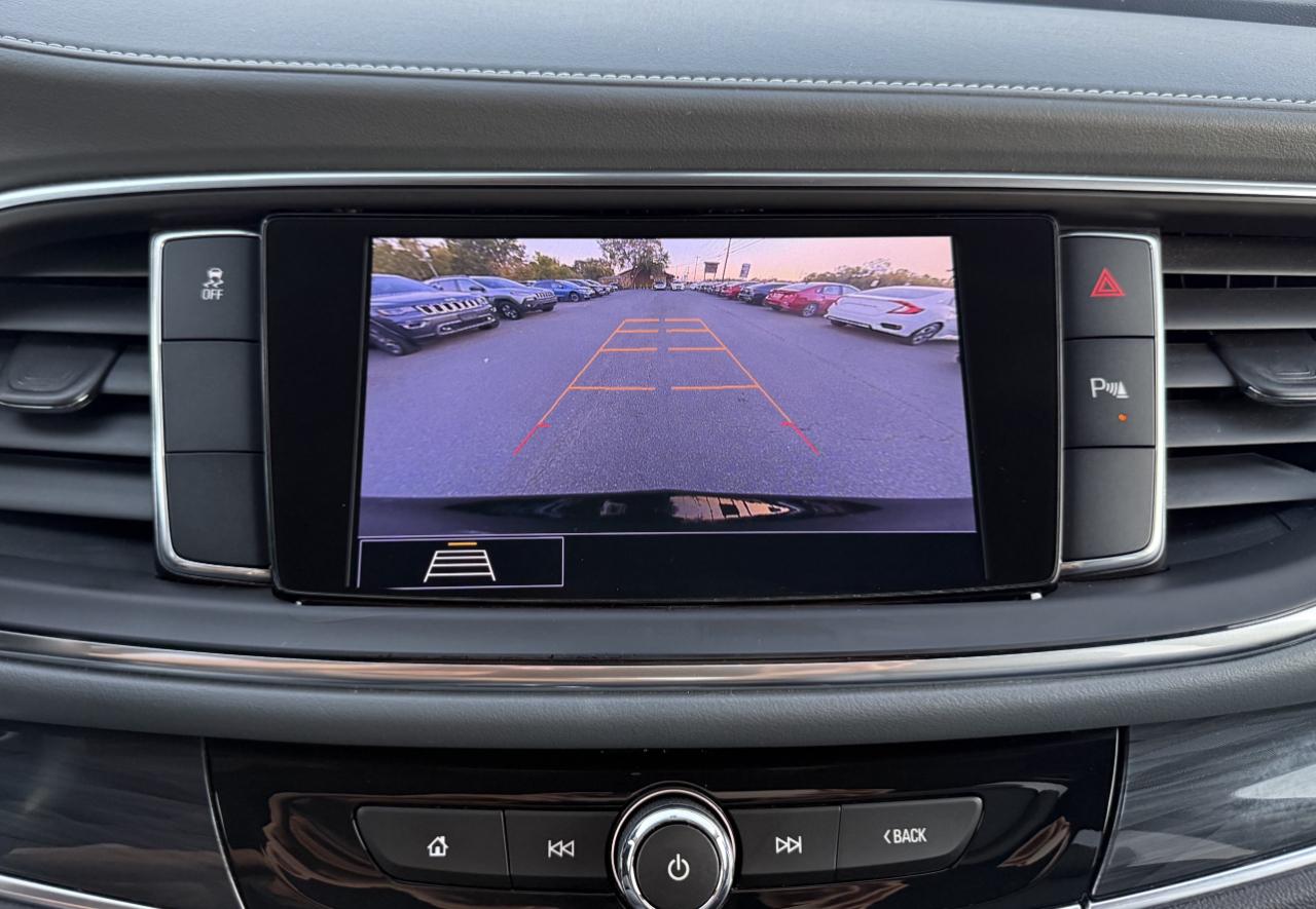Buick Enclave Essence FWD 2020