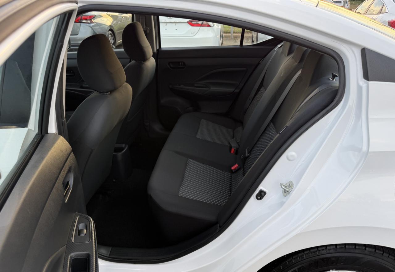 Nissan Versa S CVT 2020