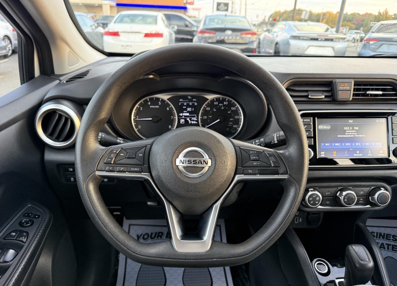 Nissan Versa S CVT 2020