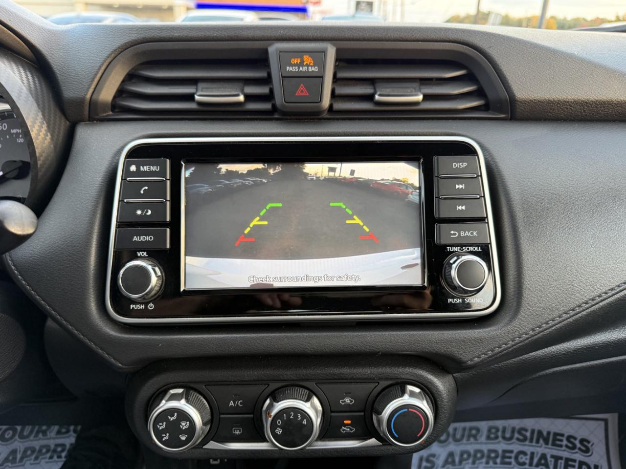 Nissan Versa S CVT 2020
