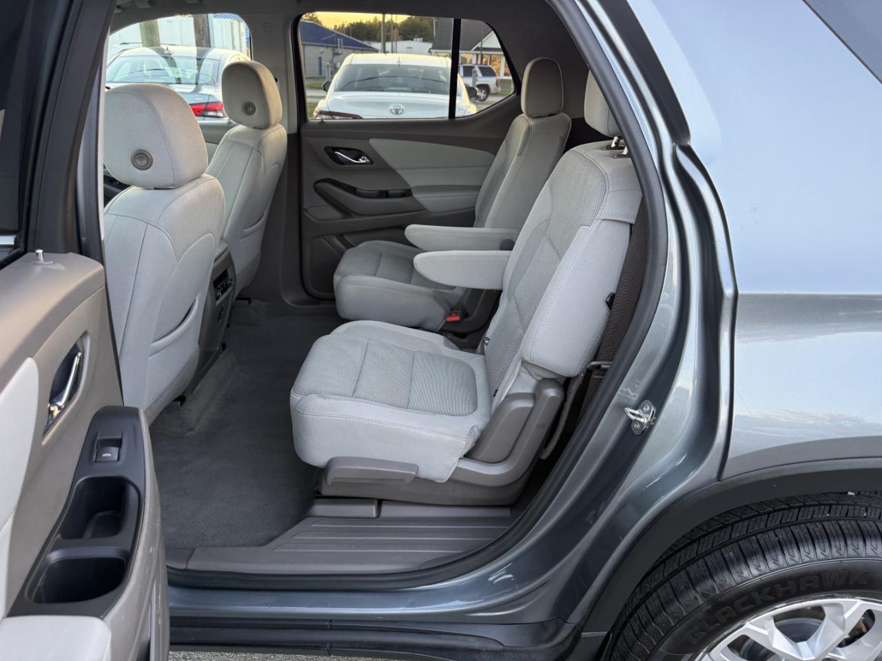 Chevrolet Traverse LT Cloth FWD 2021