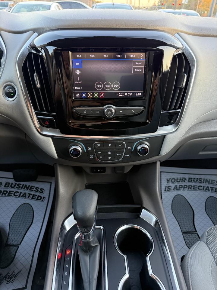 Chevrolet Traverse LT Cloth FWD 2021