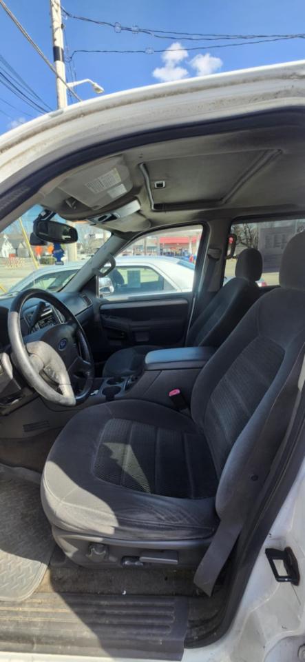 Ford Explorer XLT Sport 4.0L 4WD 2003