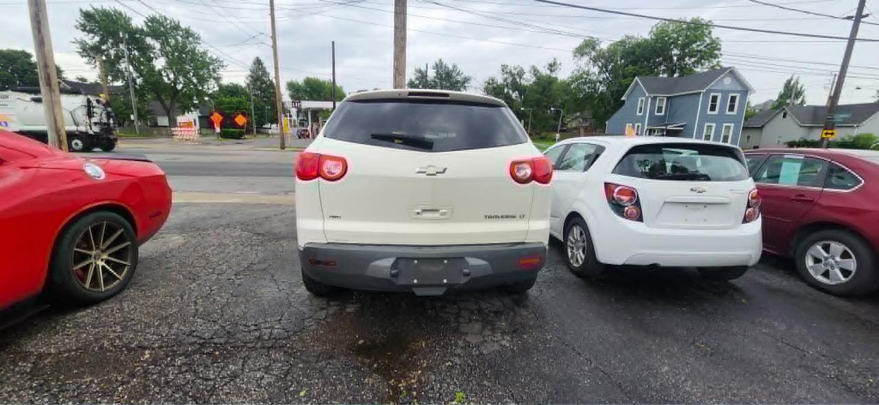 Chevrolet Traverse LT2 AWD 2010