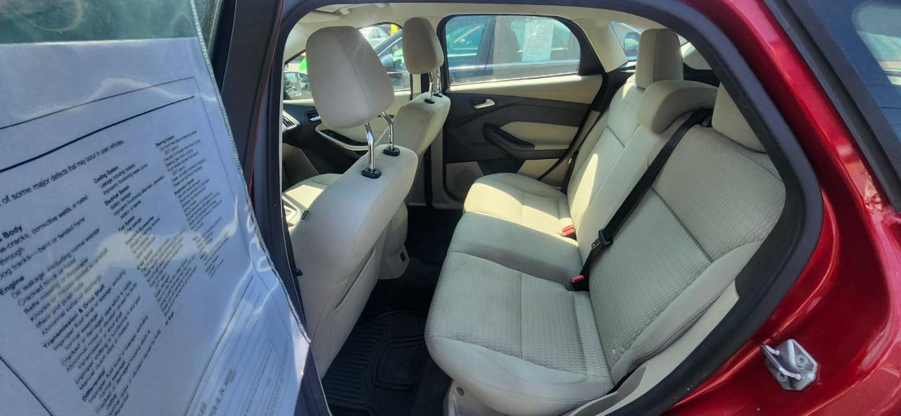 Ford Focus SEL 2012