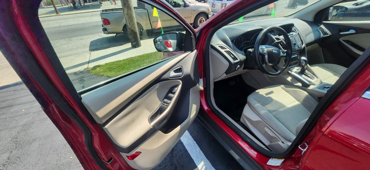 Ford Focus SEL 2012
