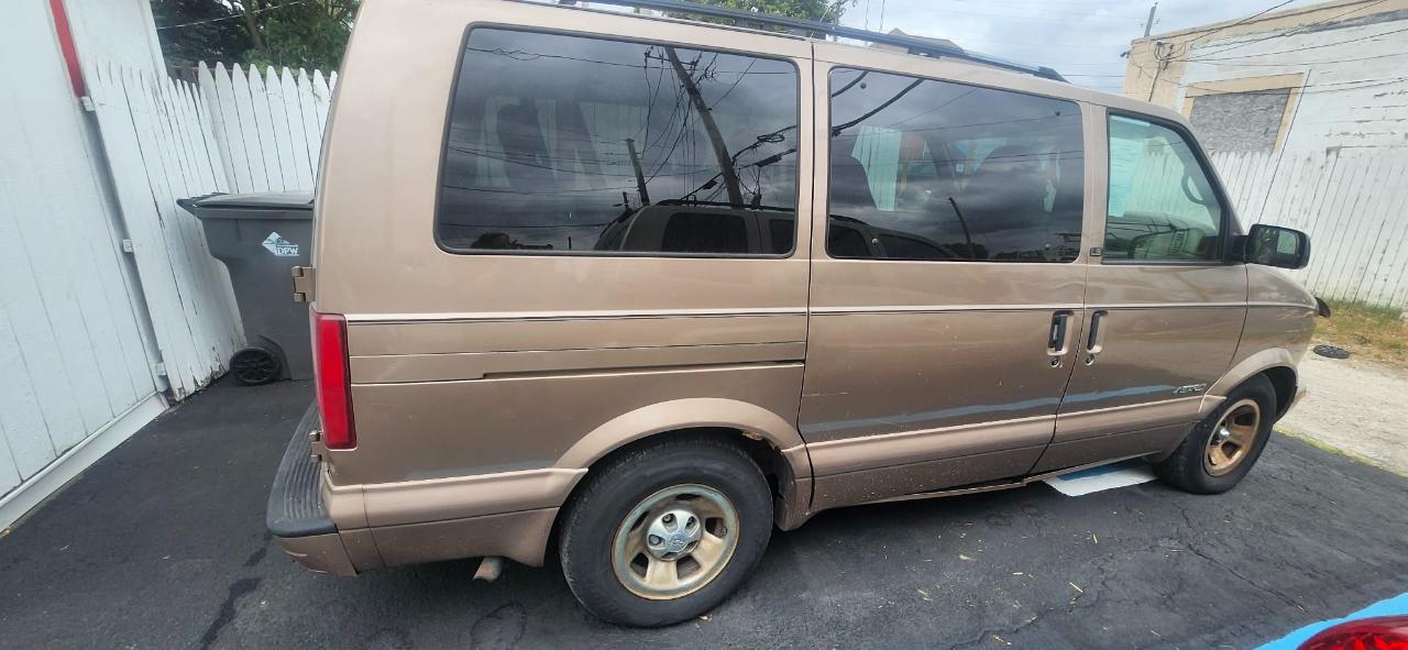 Chevrolet Astro 2WD 2002