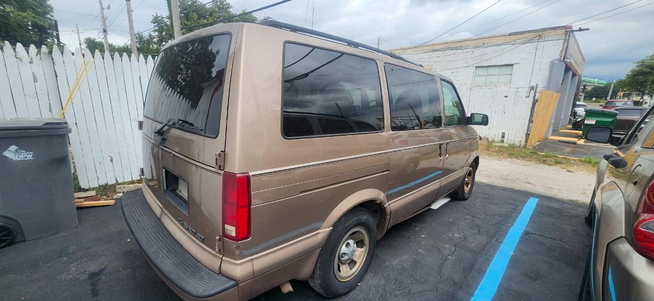 Chevrolet Astro 2WD 2002