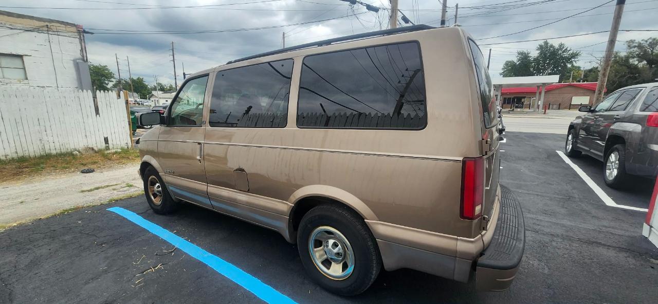 Chevrolet Astro 2WD 2002
