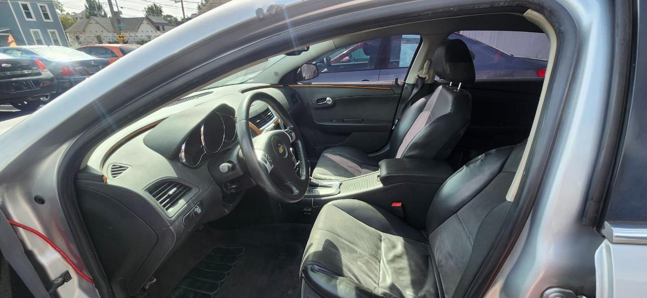 Chevrolet Malibu 2LT 2011