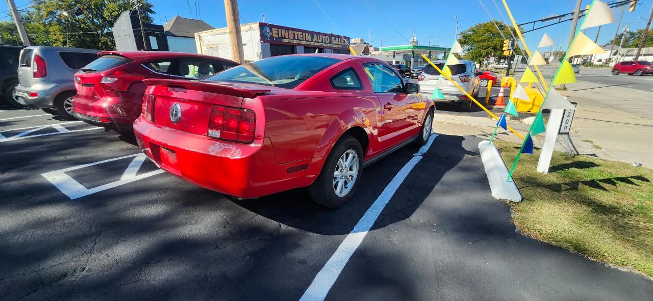 Ford Mustang V6 Premium Coupe 2008