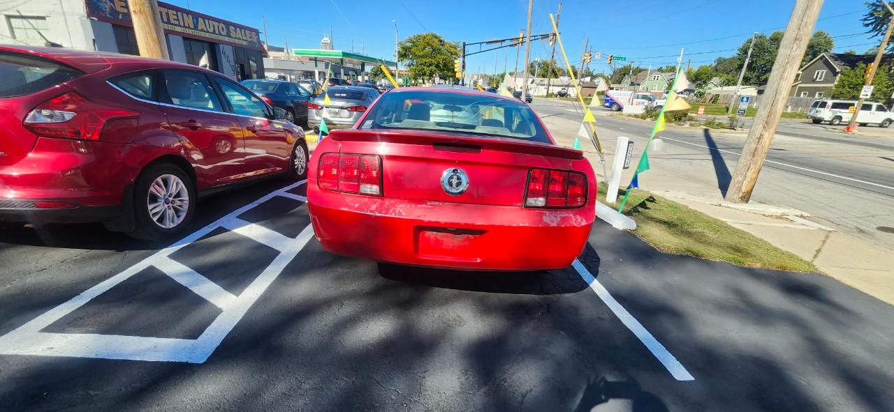 Ford Mustang V6 Premium Coupe 2008