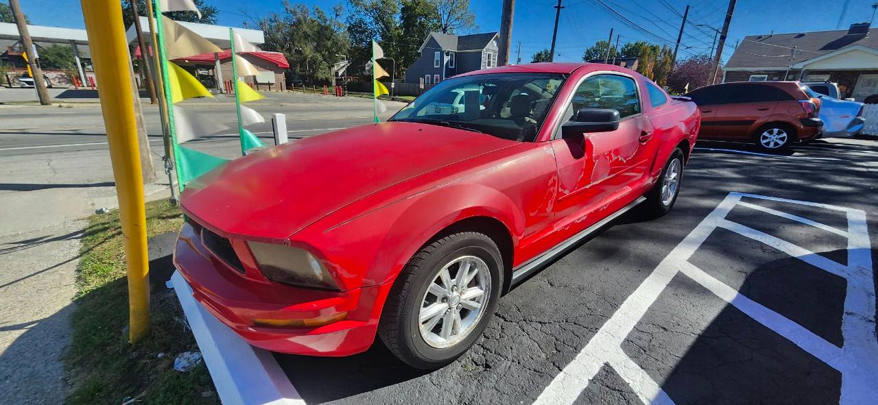 Ford Mustang V6 Premium Coupe 2008