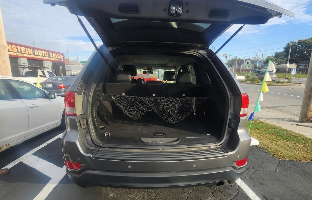 Jeep Grand Cherokee Laredo 4WD 2013