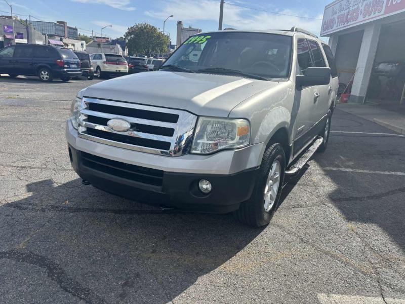 Ford Expedition XLT 4WD 2007
