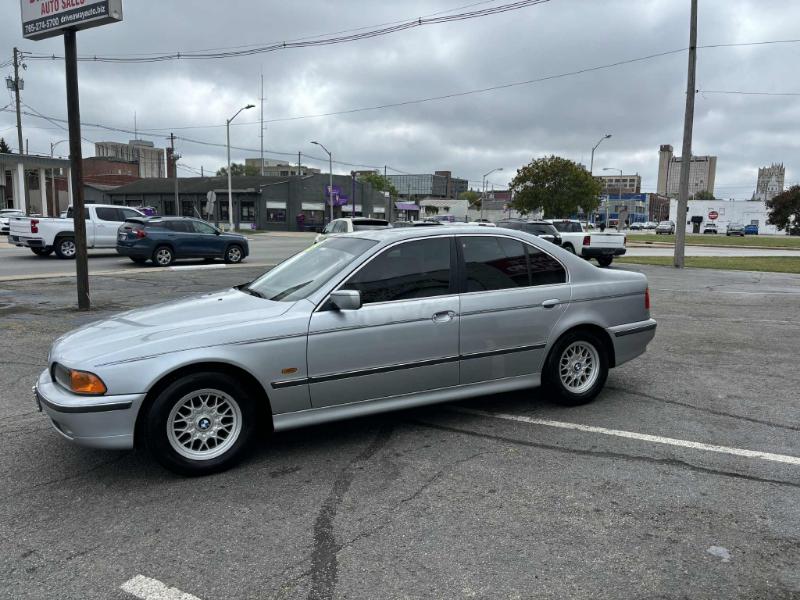 BMW 5-Series 528i 1998
