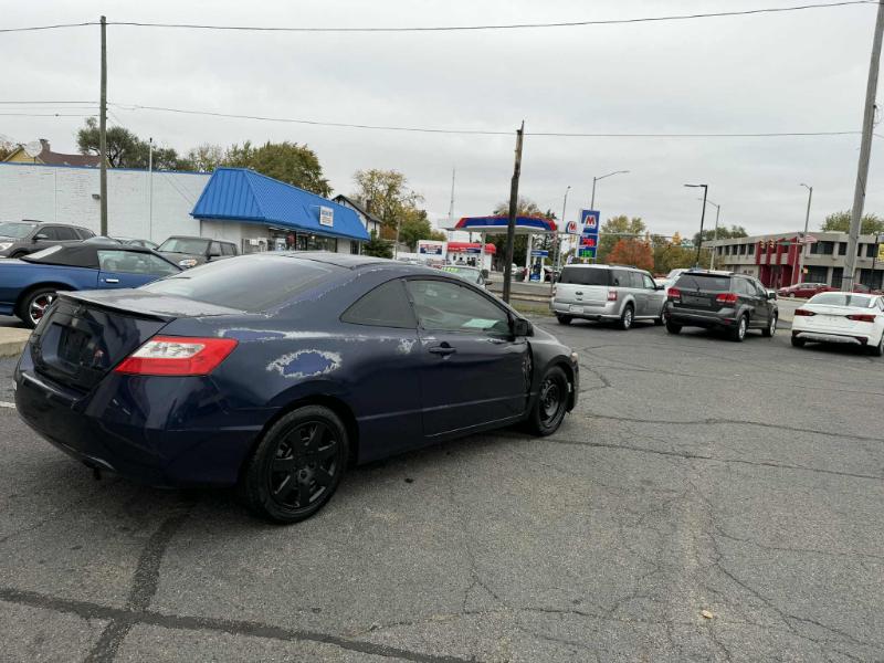 Honda Civic LX Coupe 5-Speed AT 2010