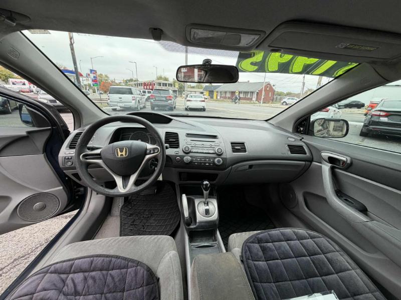 Honda Civic LX Coupe 5-Speed AT 2010