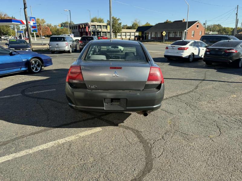 Mitsubishi Galant SE 2006