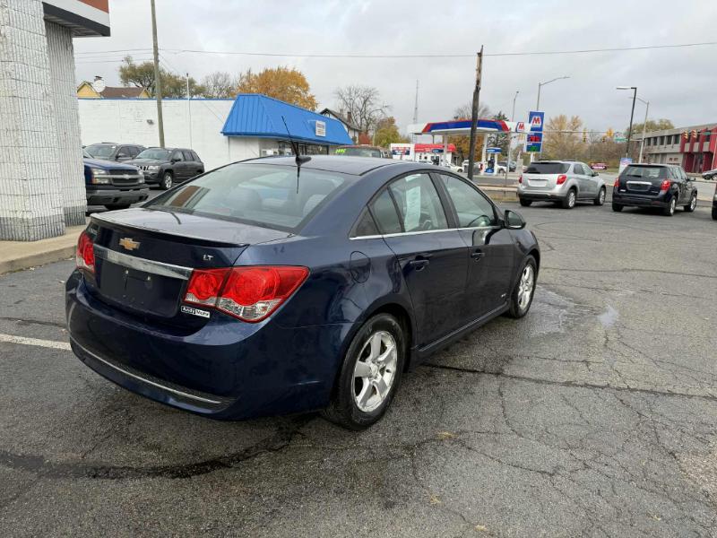 Chevrolet Cruze 1LT 2011