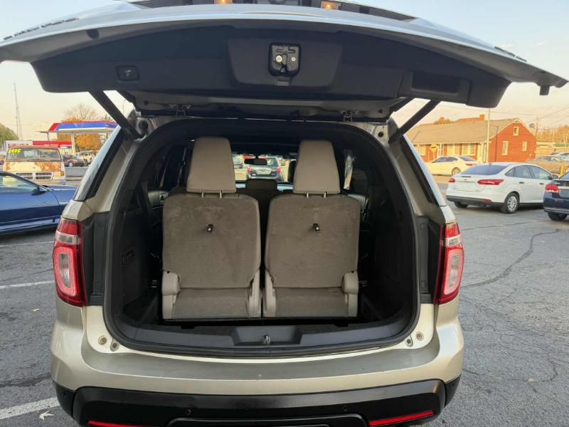 Ford Explorer Limited 4WD 2011